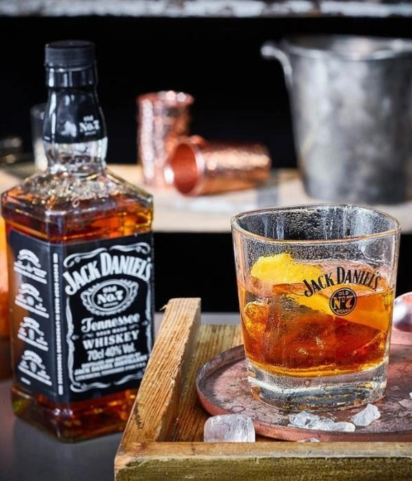 Whisky 13317 W 135th St Overland Park Kansas City  66221